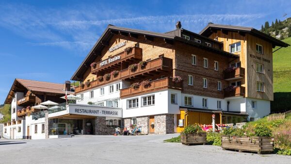 Hotel Enzian, Lech