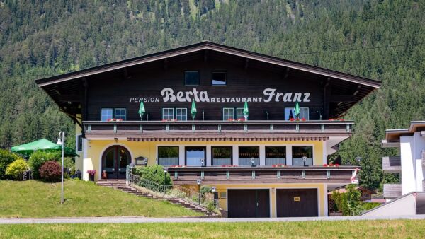 Pension Berta & Restaurant Franz, Waidring